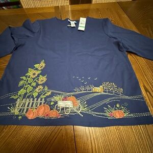 Alfred Dunner Fall Scene Navy Blouse. NWT. Size Large.